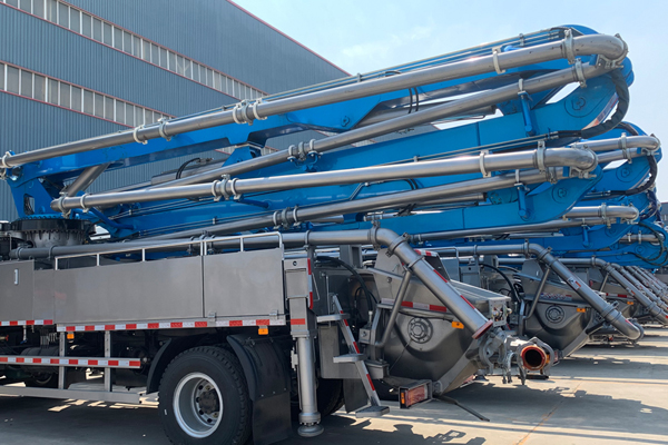 Truck-Mounted Concrete Pump